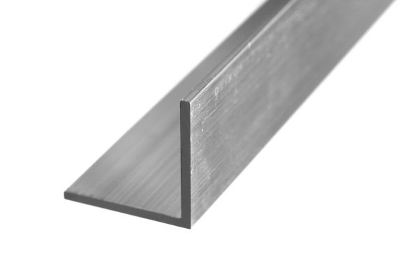 Алюминиевый уголок АД31Т1 / 20х20х1,5мм дл.6000мм
