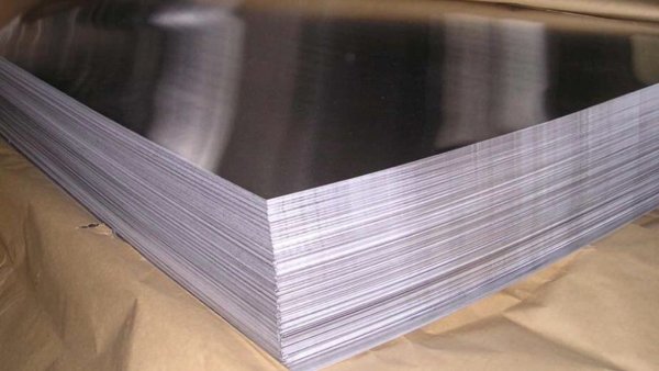 Нержавеющий шлифованный лист AISI 304 / 08Х18Н10 / 0,8х1000х2000 мм шлиф